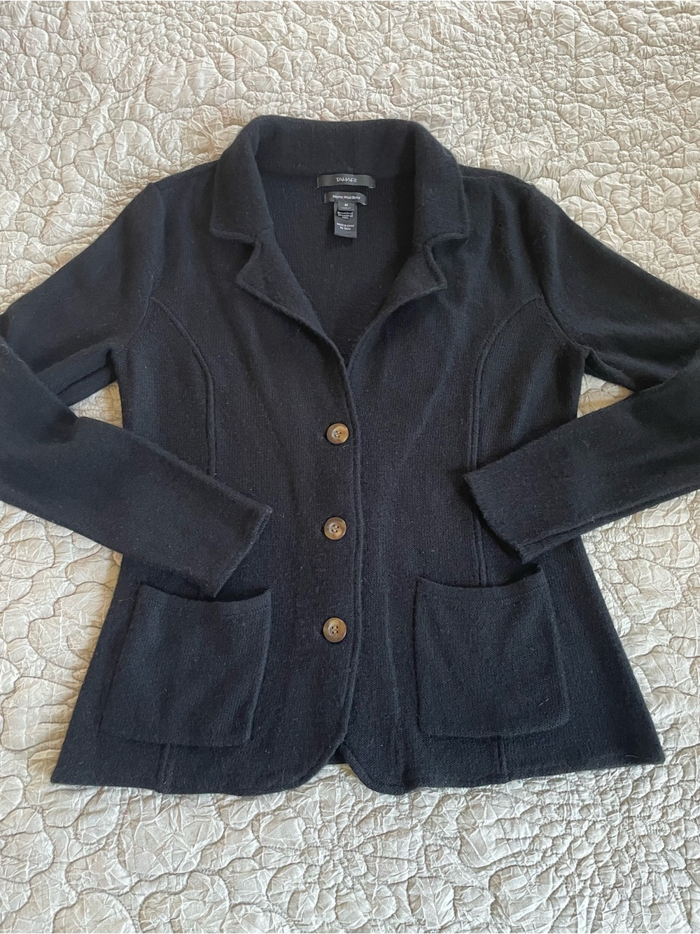 Women’s Tahari Black Merino Wool Blend Collared Button Cardigan Sweater Jacket M